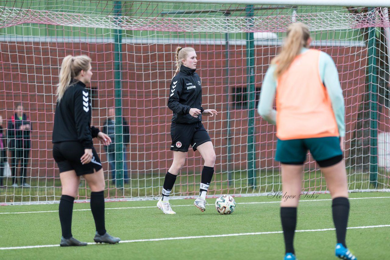 Bild 206 - Co-Trainerin der Frauen Nationalmannschaft Britta Carlson in Wahlstedt